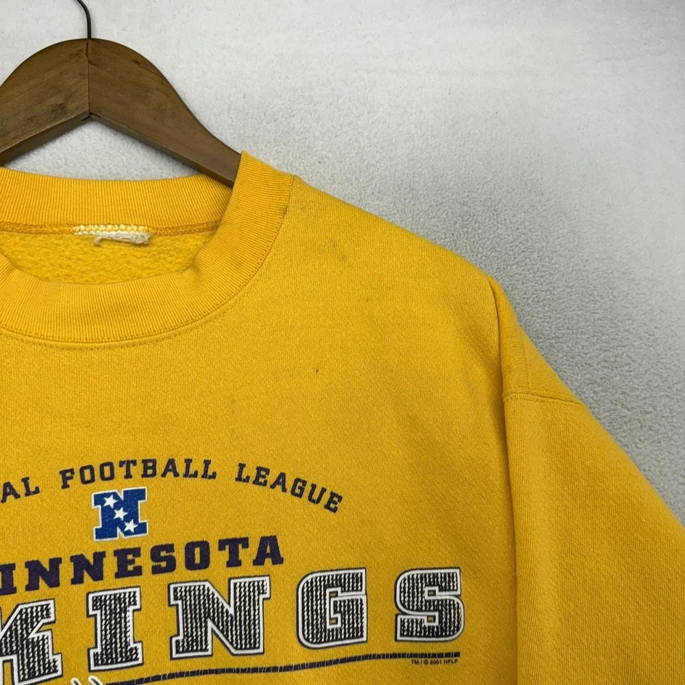 Vintage Minnesota Vikings Sweatshirt Men's Large Yellow Graphic Crewneck 90s